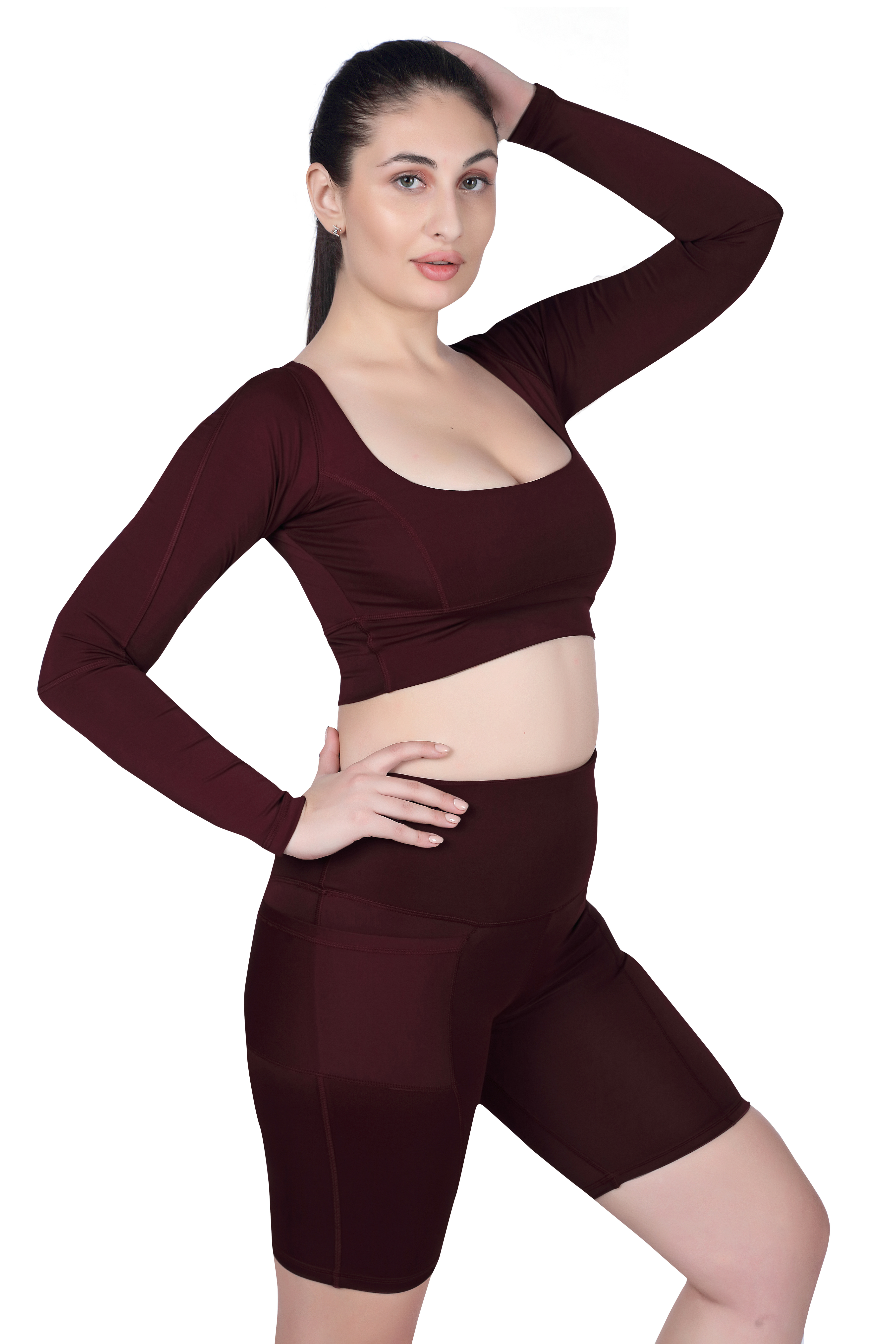 SQUARE NECK FLATTER TOP